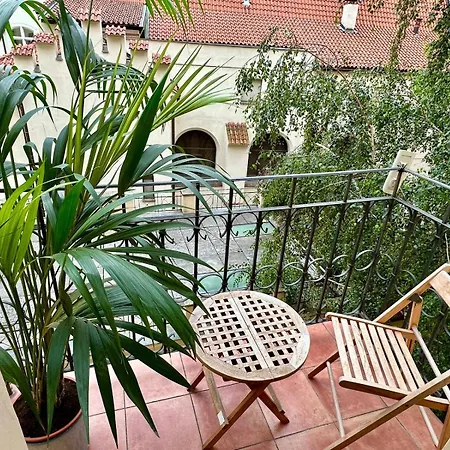 Apartment Siroka 14 Prague Exterior photo